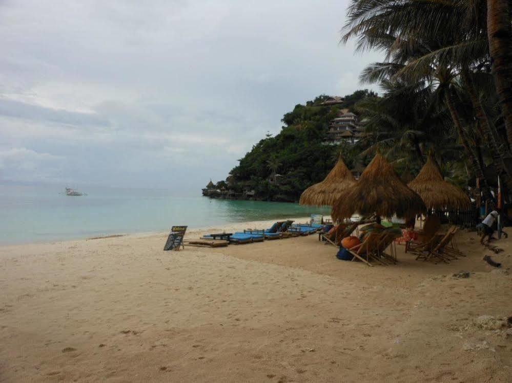 Mikas Beach Resort Balabag  Exteriér fotografie